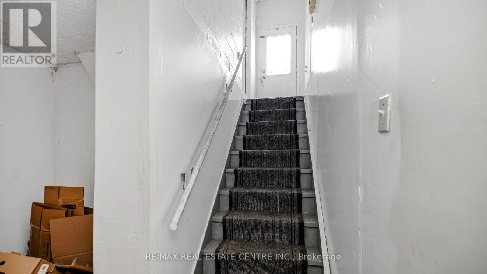 4489 Weymouth Commons Crescent, Mississauga, Ontario  L5R 1P5 - Photo 40 - W12487600