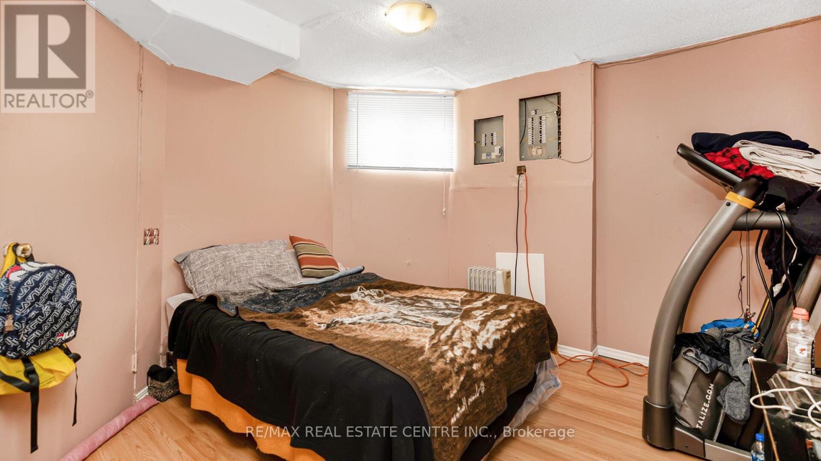 4489 Weymouth Commons Crescent, Mississauga, Ontario  L5R 1P5 - Photo 47 - W12487600