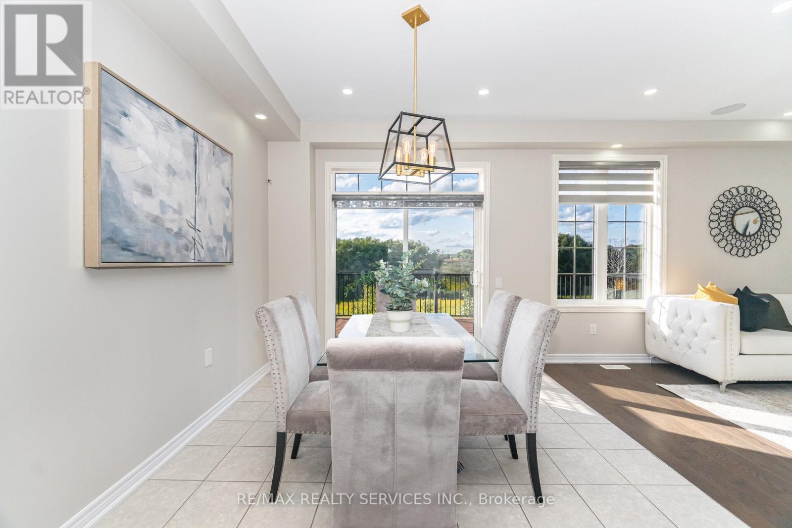 42 Deer Ridge Trail, Caledon, Ontario  L7C 3Z6 - Photo 15 - W12487609