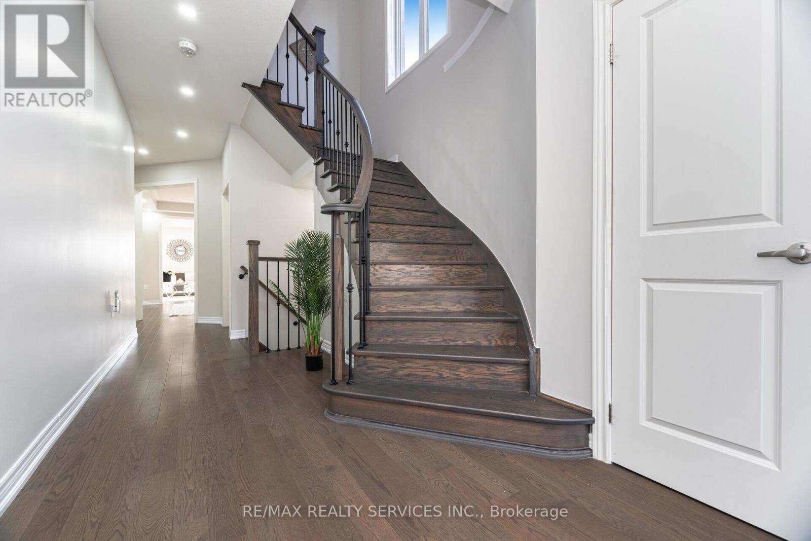 42 Deer Ridge Trail, Caledon, Ontario  L7C 3Z6 - Photo 24 - W12487609