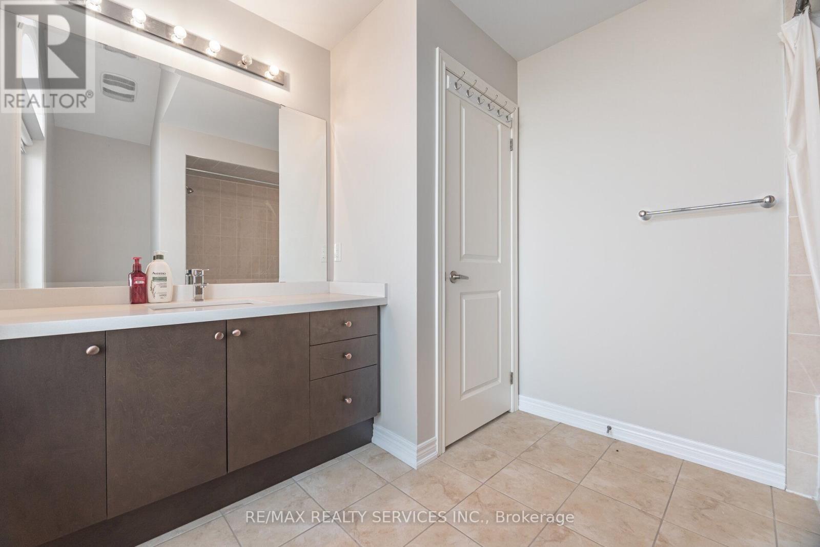 42 Deer Ridge Trail, Caledon, Ontario  L7C 3Z6 - Photo 35 - W12487609