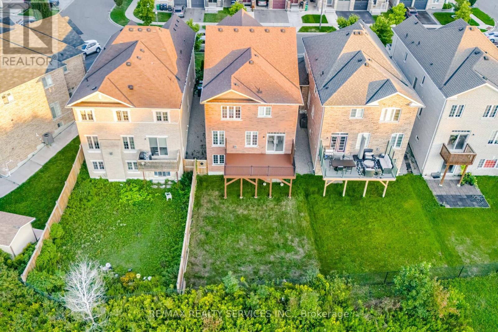 42 Deer Ridge Trail, Caledon, Ontario  L7C 3Z6 - Photo 45 - W12487609