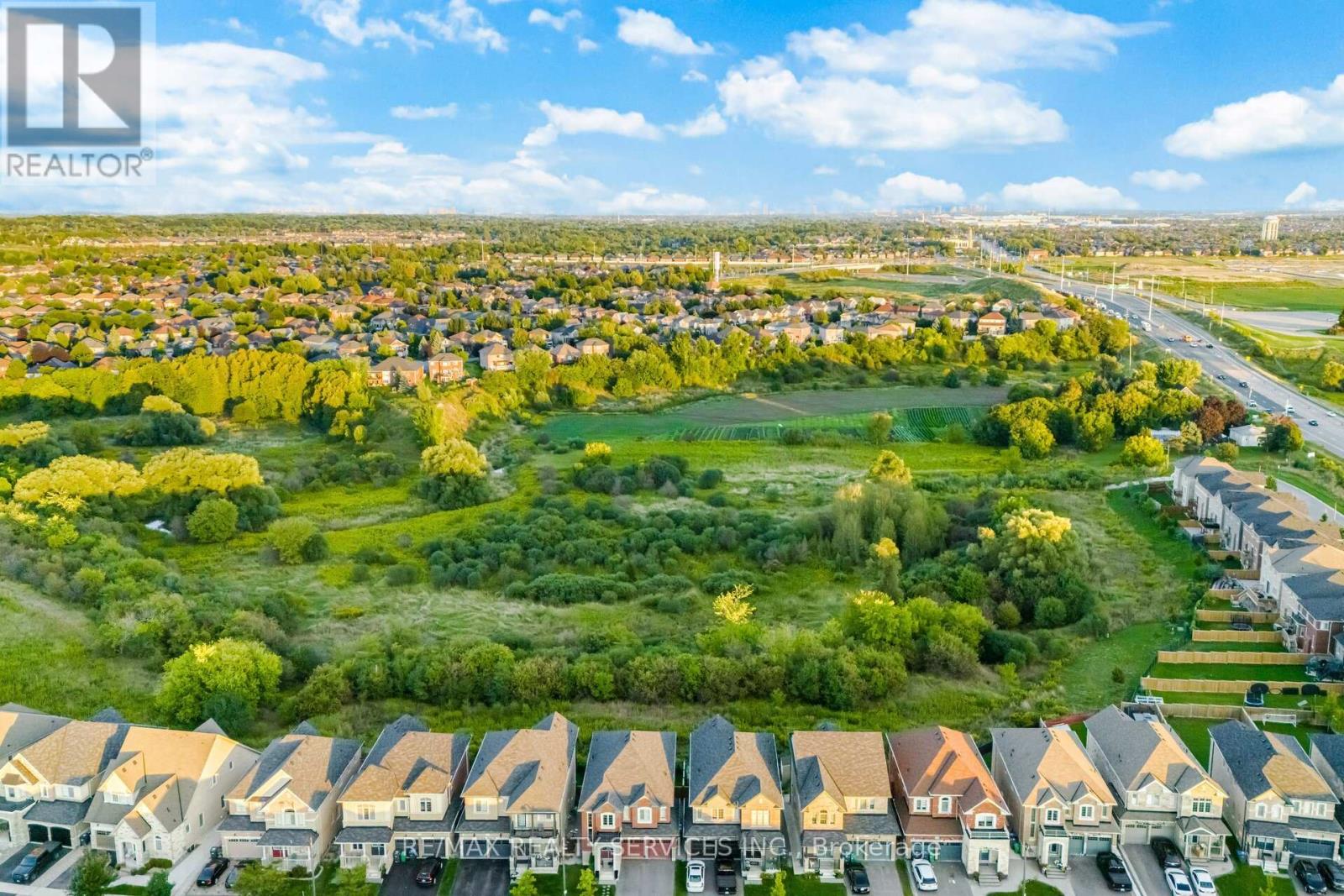 42 Deer Ridge Trail, Caledon, Ontario  L7C 3Z6 - Photo 47 - W12487609