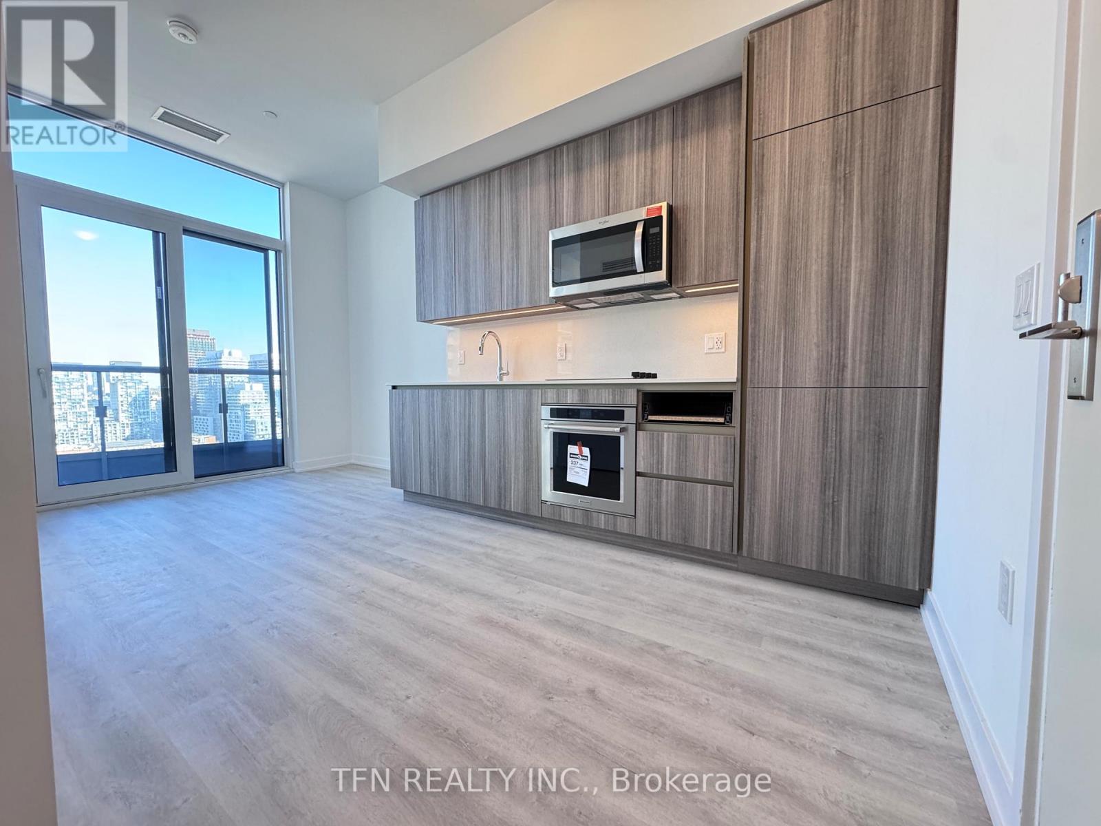 2102 - 15 RICHARDSON STREET, Toronto, Ontario