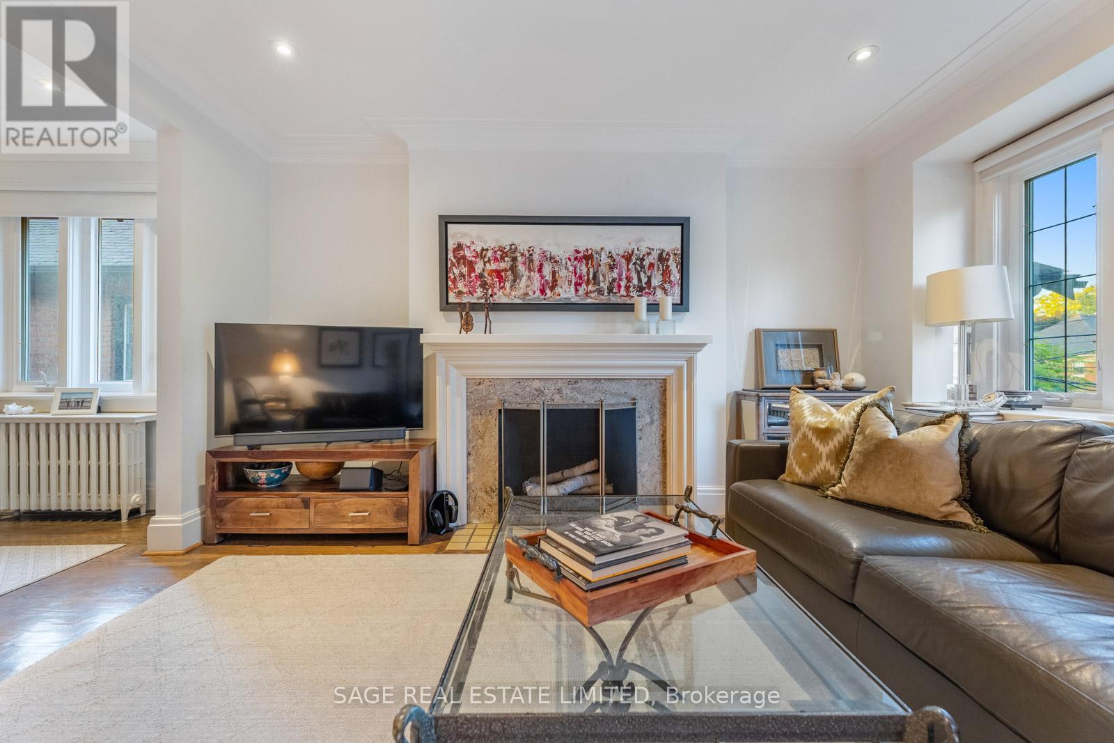 1208 Avenue Road, Toronto, Ontario  M5N 2G4 - Photo 3 - C12487664