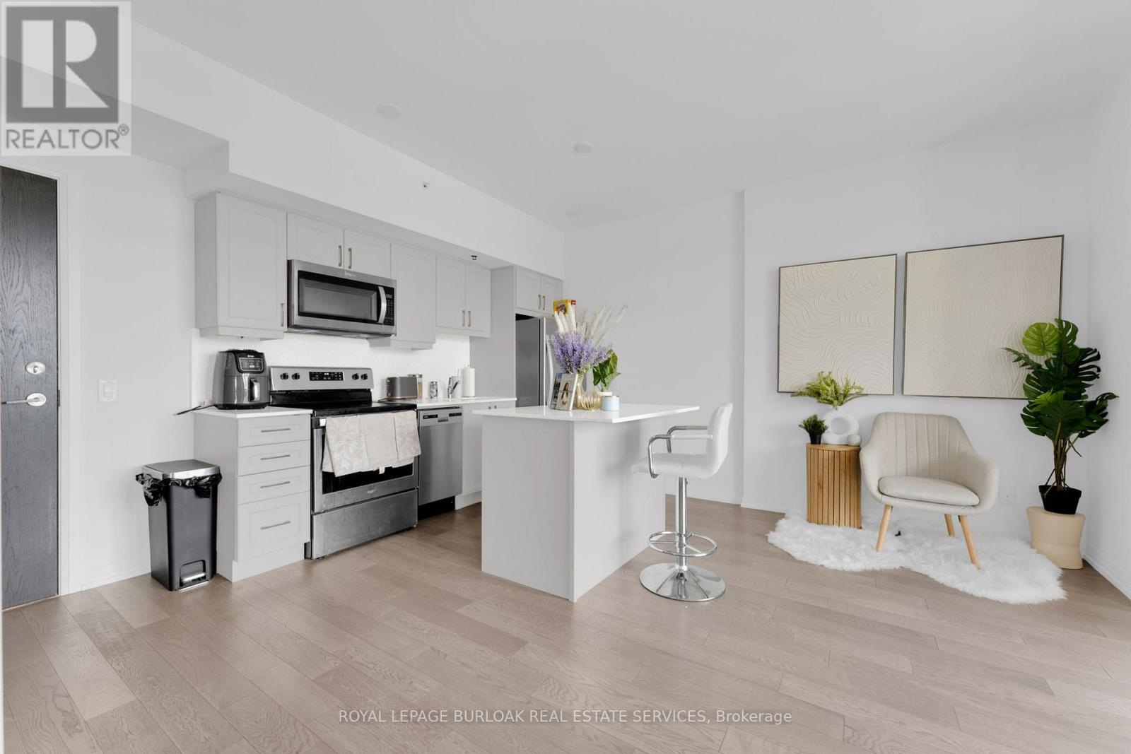 402 - 7711 Green Vista Gate, Niagara Falls, Ontario  L2G 0A8 - Photo 5 - X12487479