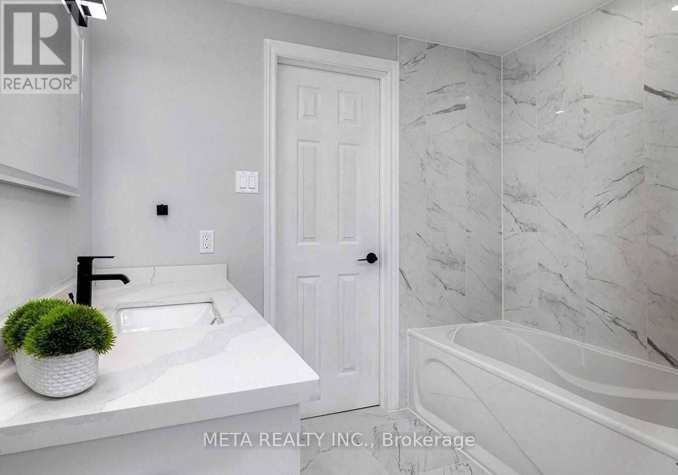 119 Clara Crescent, London South, Ontario  N6E 3G7 - Photo 15 - X12487493