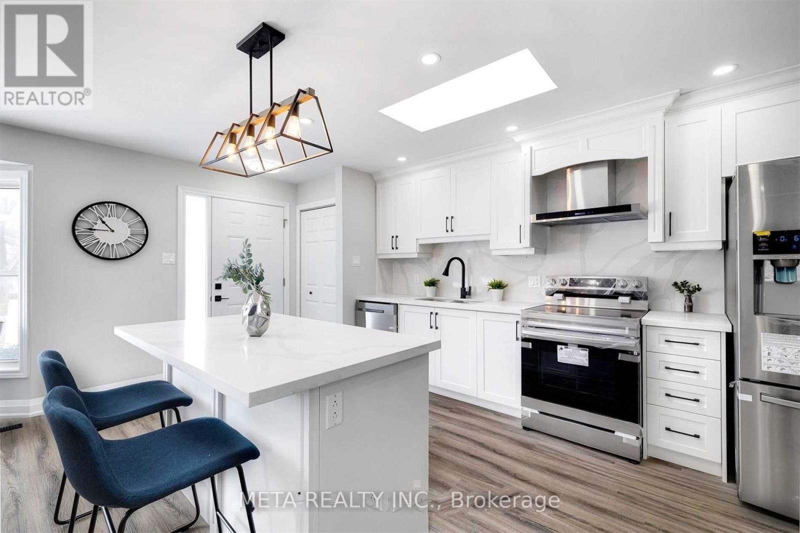 119 Clara Crescent, London South, Ontario  N6E 3G7 - Photo 6 - X12487493