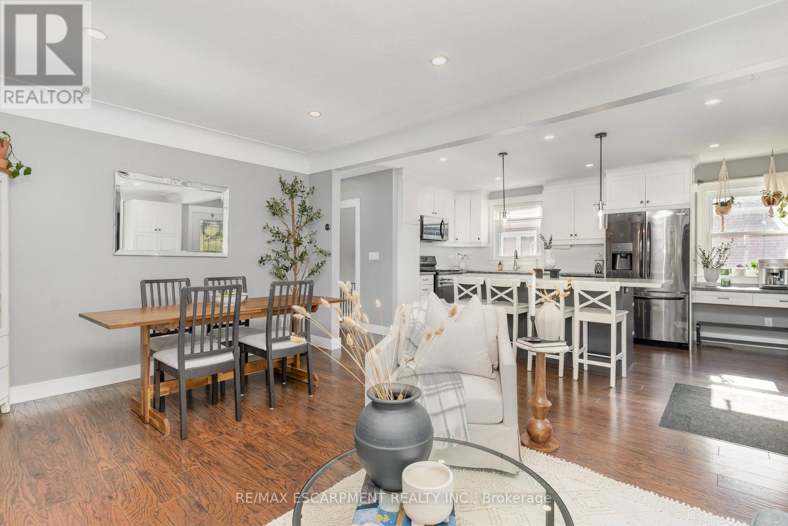 55 East 44th Street, Hamilton, Ontario  L8T 3G8 - Photo 13 - X12487575