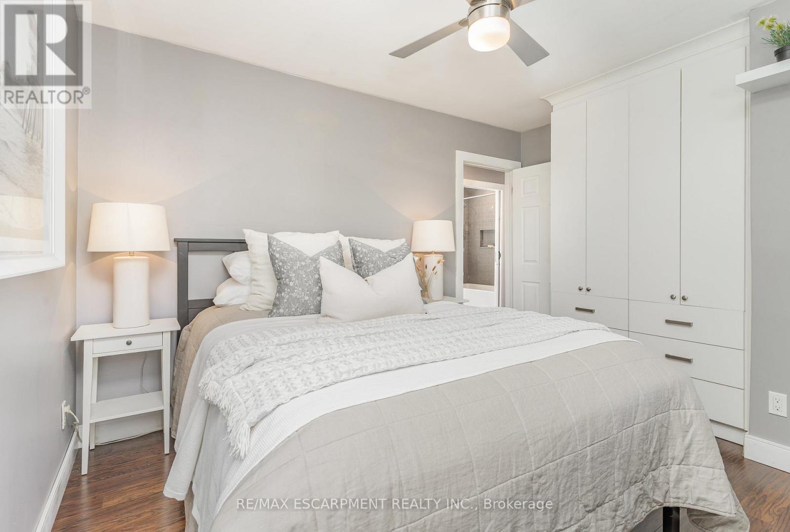 55 East 44th Street, Hamilton, Ontario  L8T 3G8 - Photo 16 - X12487575