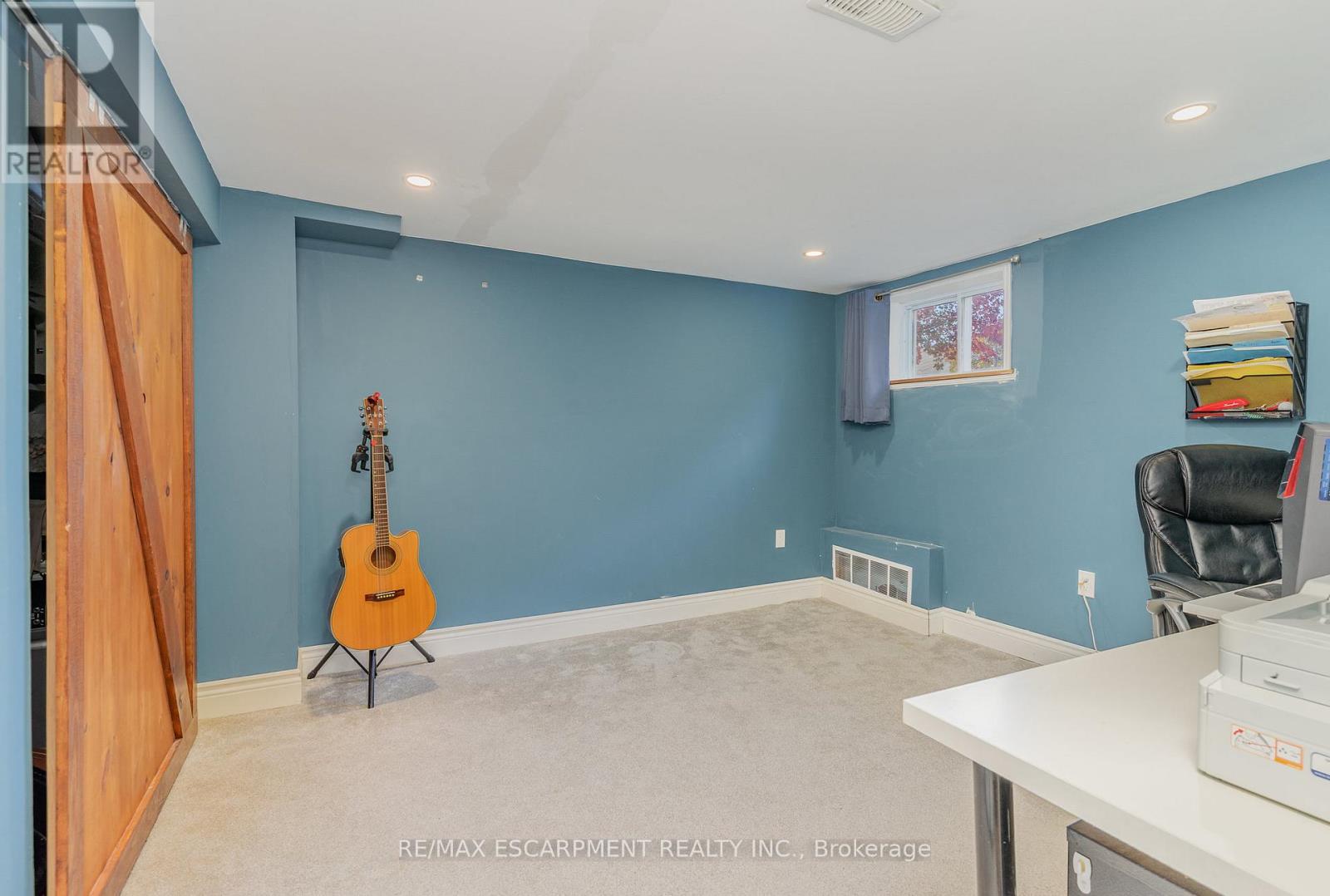 55 East 44th Street, Hamilton, Ontario  L8T 3G8 - Photo 31 - X12487575