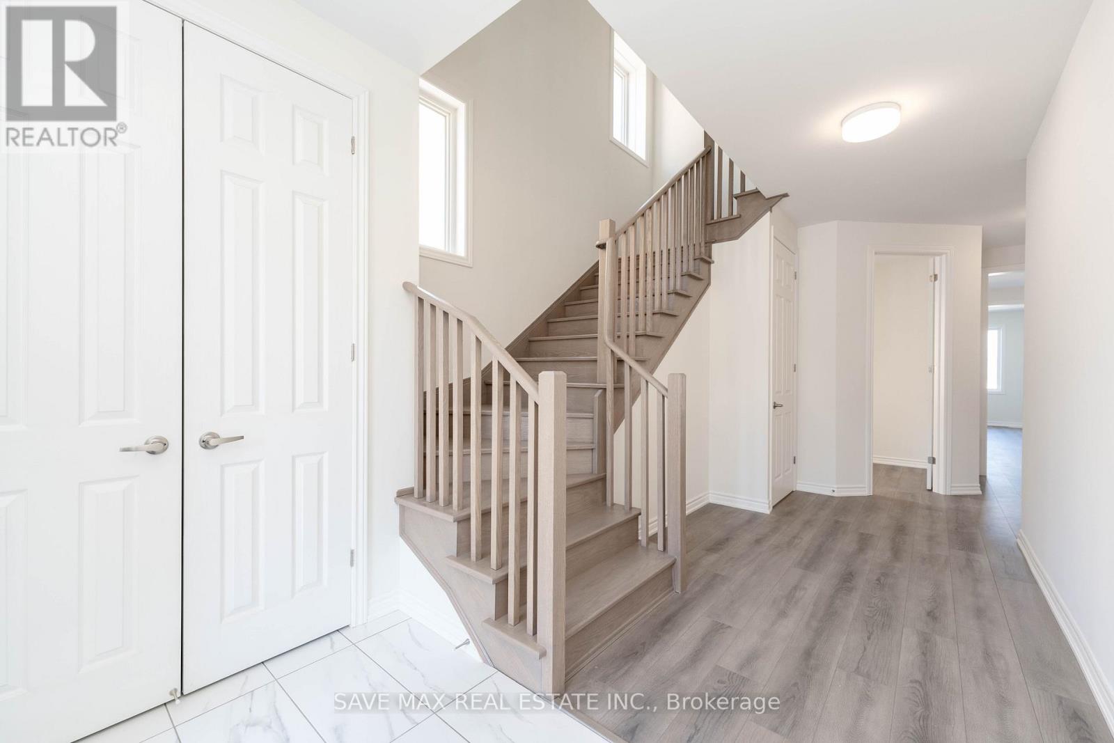 533 Hornbeck Street, Cobourg, Ontario  K9A 4A1 - Photo 3 - X12487577