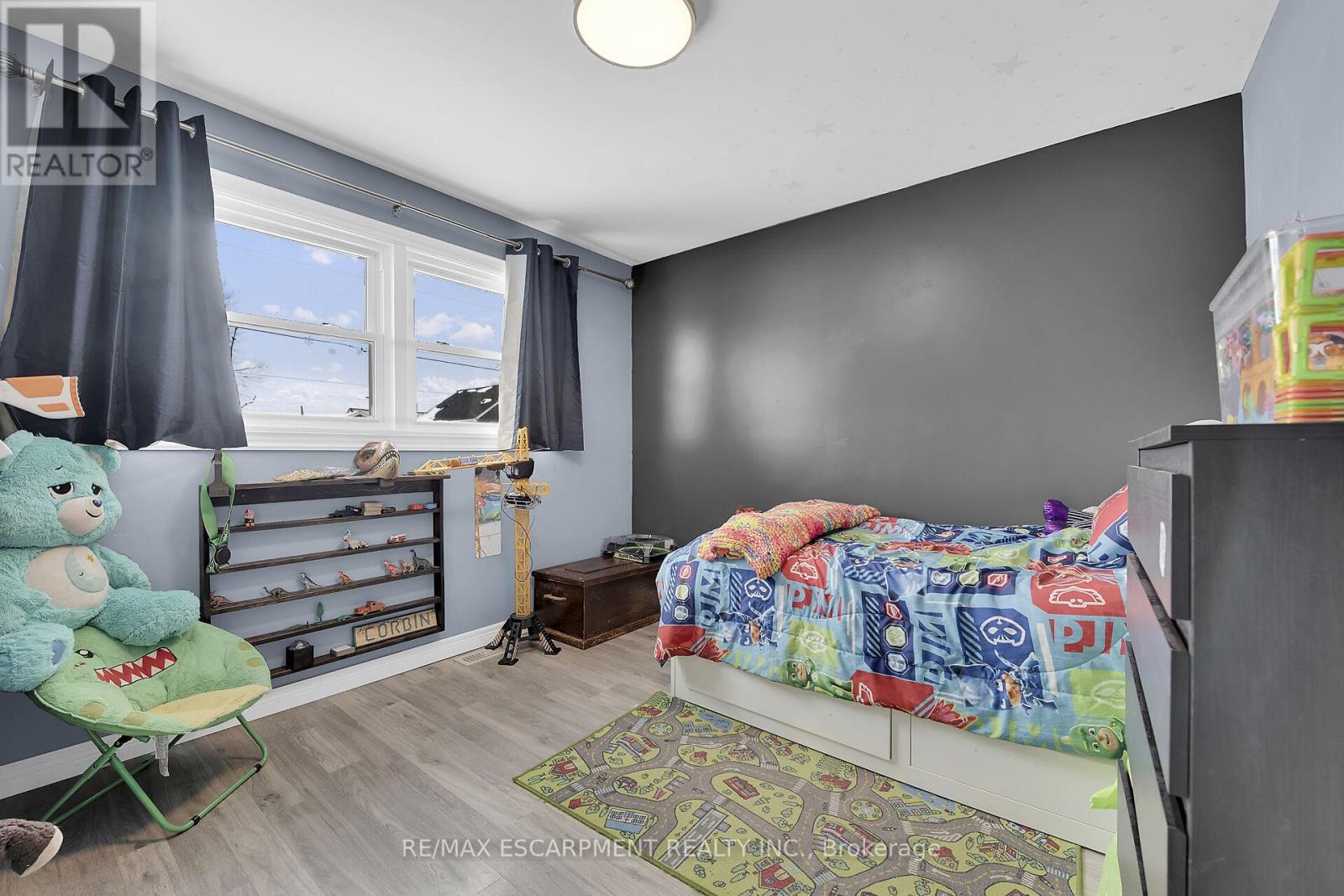 62 Knoll Street, Port Colborne, Ontario  L3K 5A6 - Photo 17 - X12487582