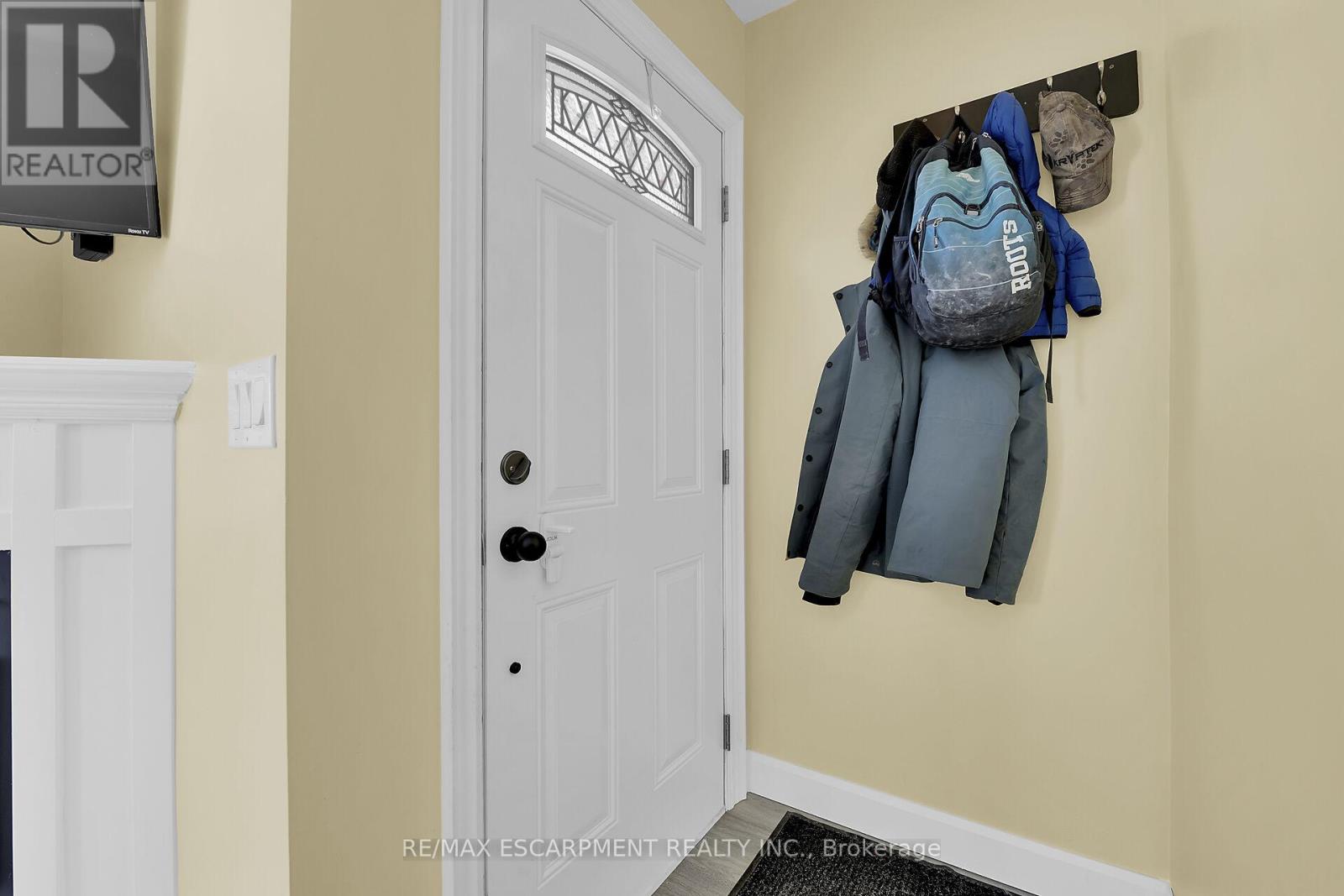 62 Knoll Street, Port Colborne, Ontario  L3K 5A6 - Photo 18 - X12487582