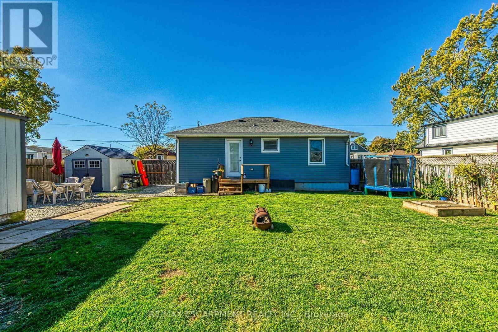 62 Knoll Street, Port Colborne, Ontario  L3K 5A6 - Photo 19 - X12487582