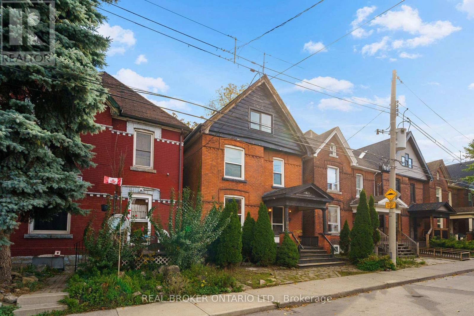 125 Grant Avenue, Hamilton, Ontario  L8N 2X6 - Photo 2 - X12487589