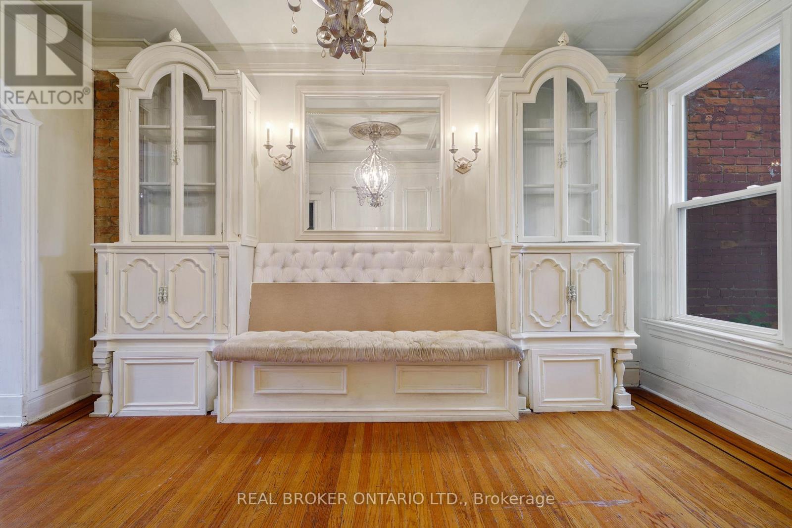 125 Grant Avenue, Hamilton, Ontario  L8N 2X6 - Photo 9 - X12487589