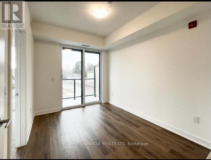 210 - 312 Erb Street W, Waterloo, Ontario  N2L 0K9 - Photo 7 - X12487593