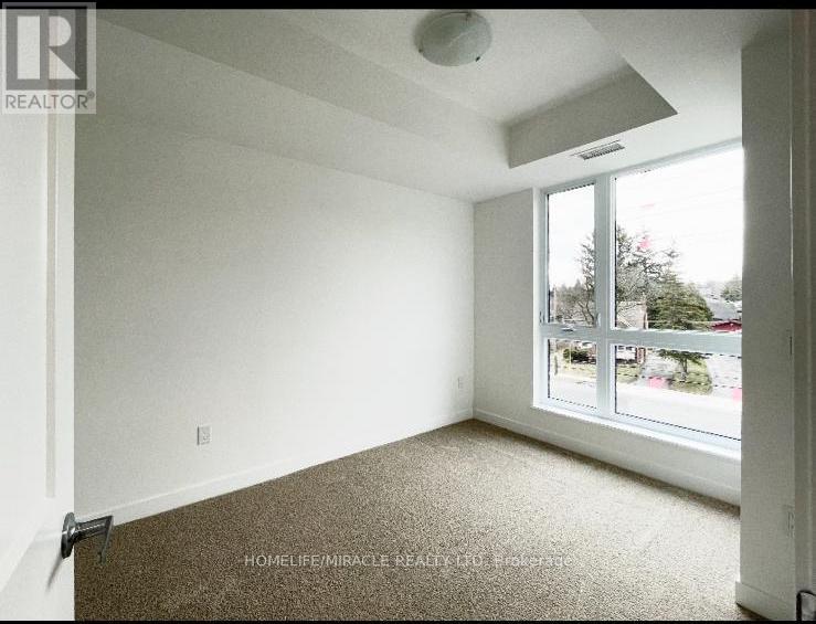 210 - 312 Erb Street W, Waterloo, Ontario  N2L 0K9 - Photo 9 - X12487593