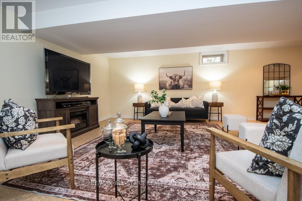 43 Thrushwood Trail, Kawartha Lakes (Lindsay), Ontario  K9V 0B2 - Photo 27 - X12487710