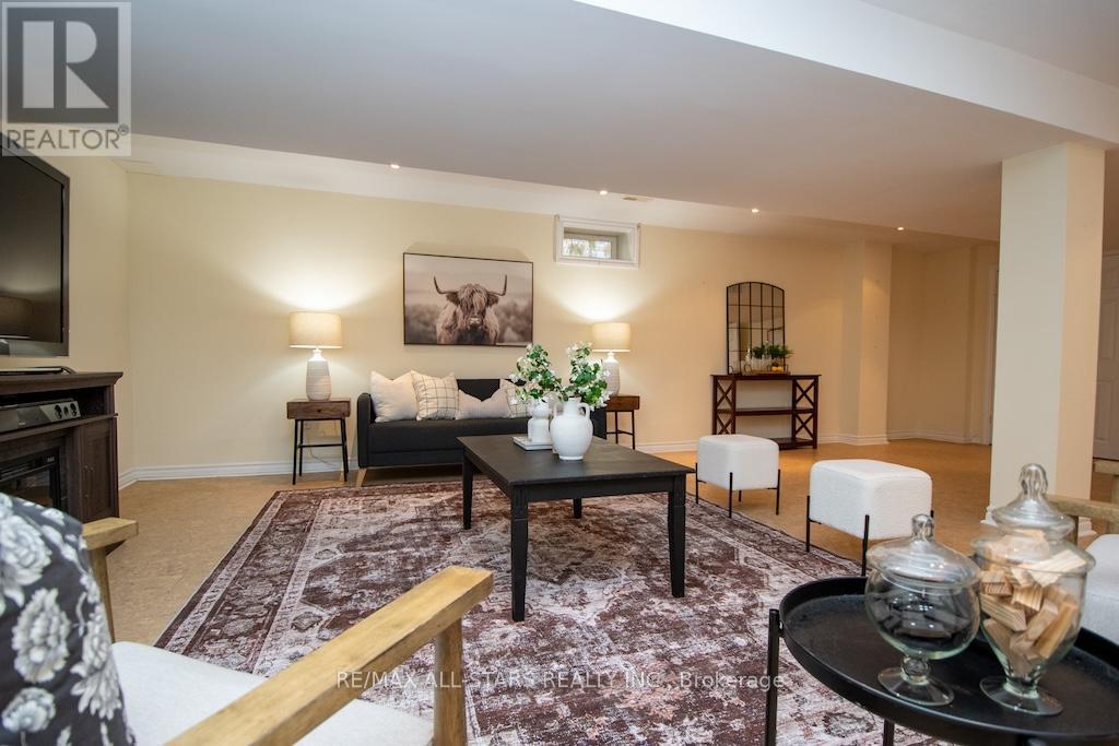 43 Thrushwood Trail, Kawartha Lakes (Lindsay), Ontario  K9V 0B2 - Photo 28 - X12487710