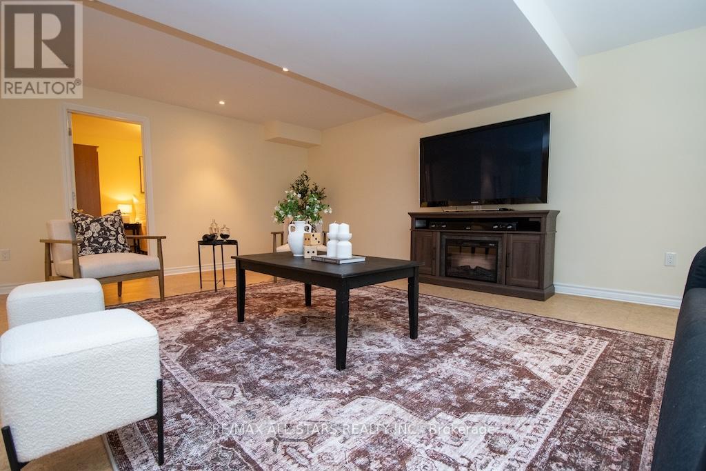 43 Thrushwood Trail, Kawartha Lakes (Lindsay), Ontario  K9V 0B2 - Photo 29 - X12487710