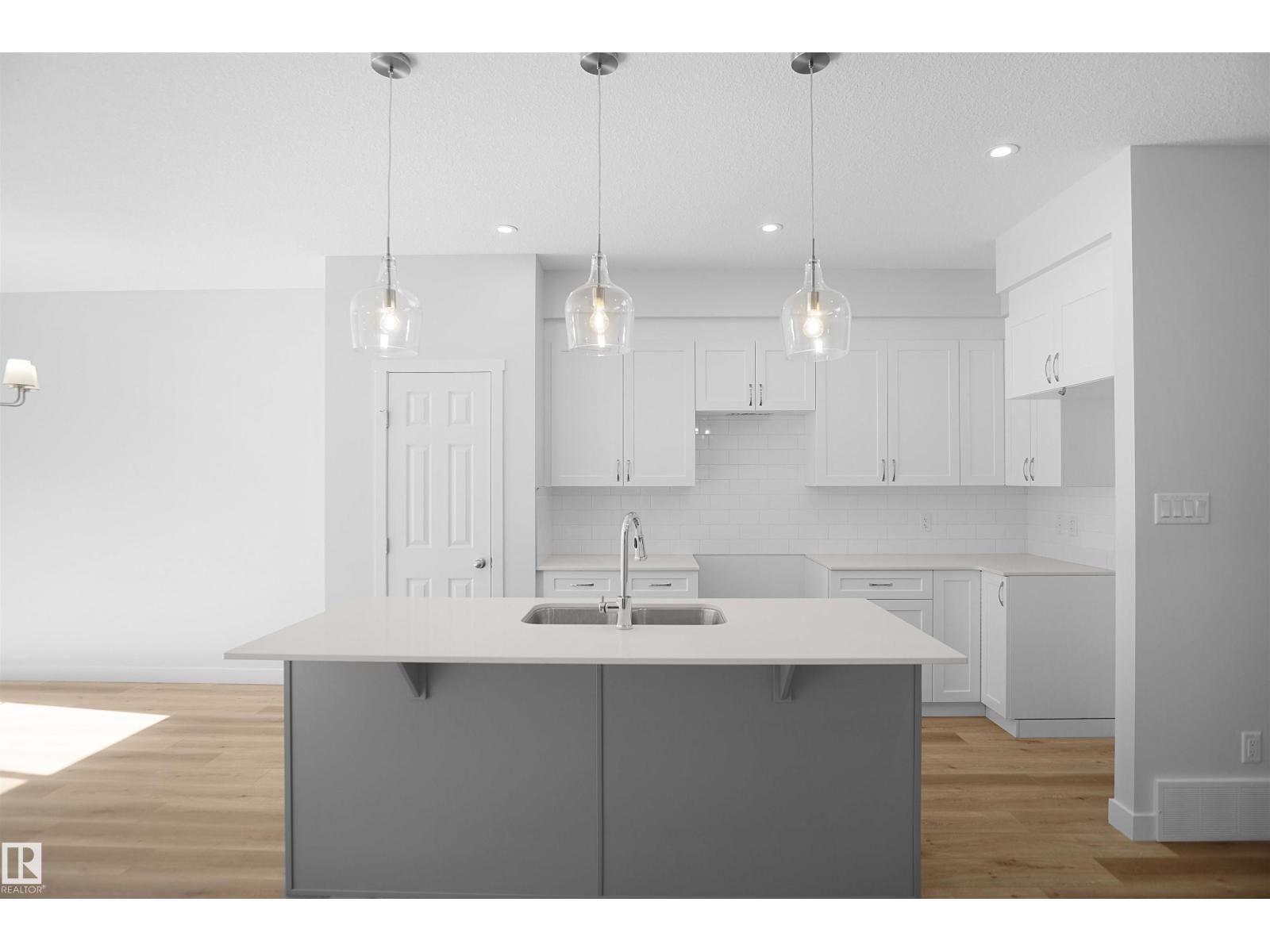 20940 16 Av Nw, Edmonton, Alberta  T6M 1P7 - Photo 12 - E4444584