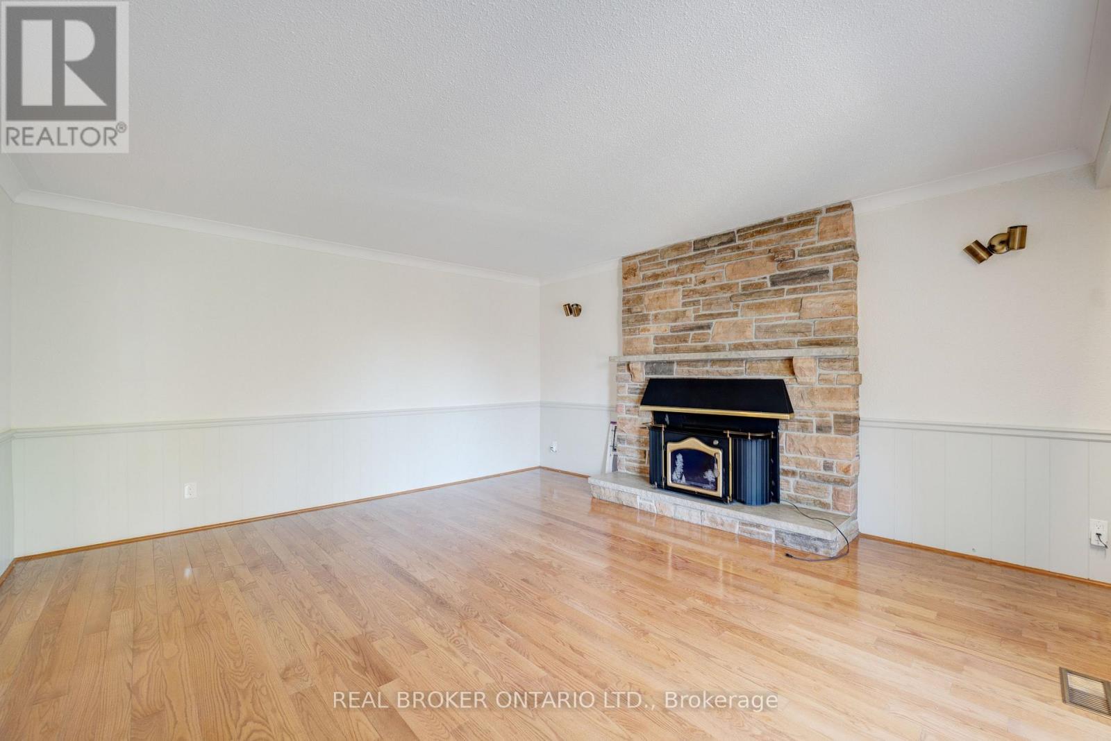 87a Hill Crescent, Toronto, Ontario  M1M 1J3 - Photo 19 - E12487643