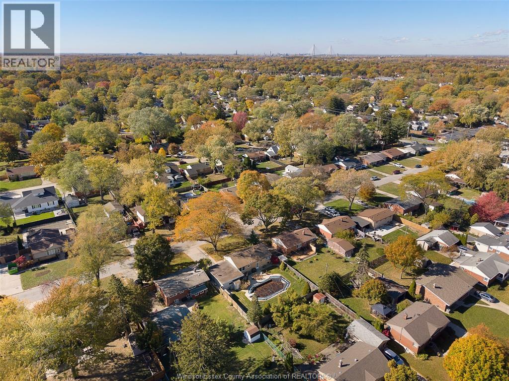 3276 Virginia Park Avenue, Windsor, Ontario  N9E 2C3 - Photo 25 - 25027447