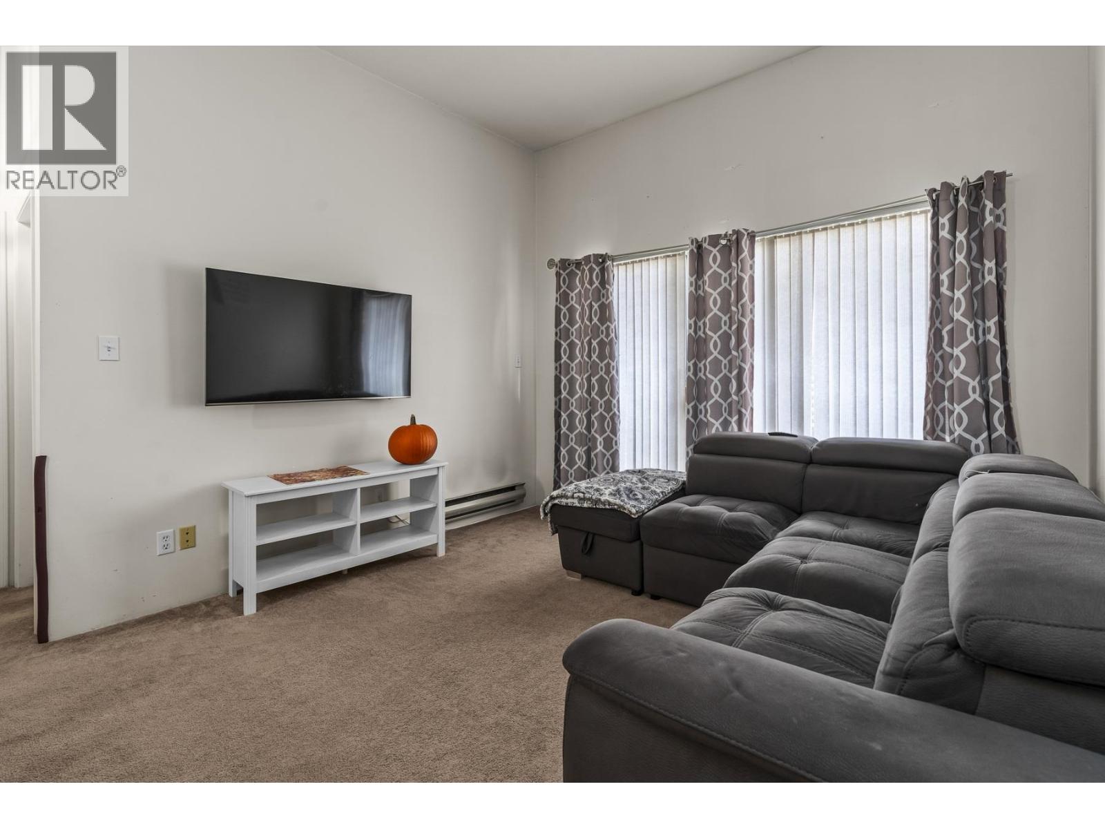 202 7011 Blundell Road, Richmond, British Columbia  V6Y 1J5 - Photo 6 - R3061659