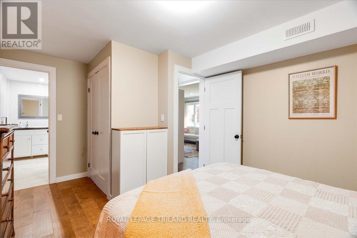 19 Front Avenue, Southwest Middlesex, Ontario  N0L 1A0 - Photo 20 - X12487719