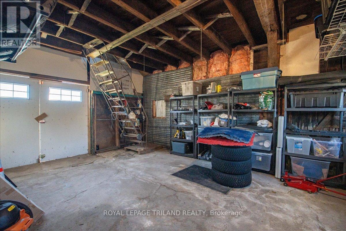 19 Front Avenue, Southwest Middlesex, Ontario  N0L 1A0 - Photo 34 - X12487719