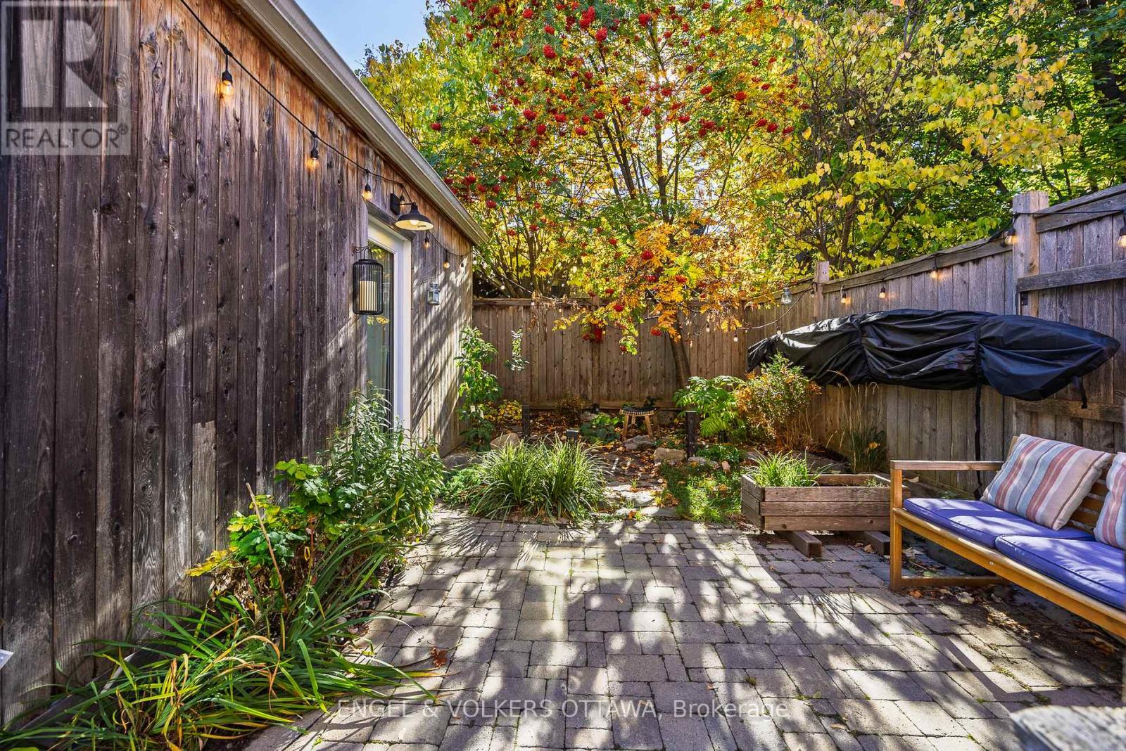 8 Foster Street, Ottawa, Ontario  K1Y 3J4 - Photo 31 - X12487700