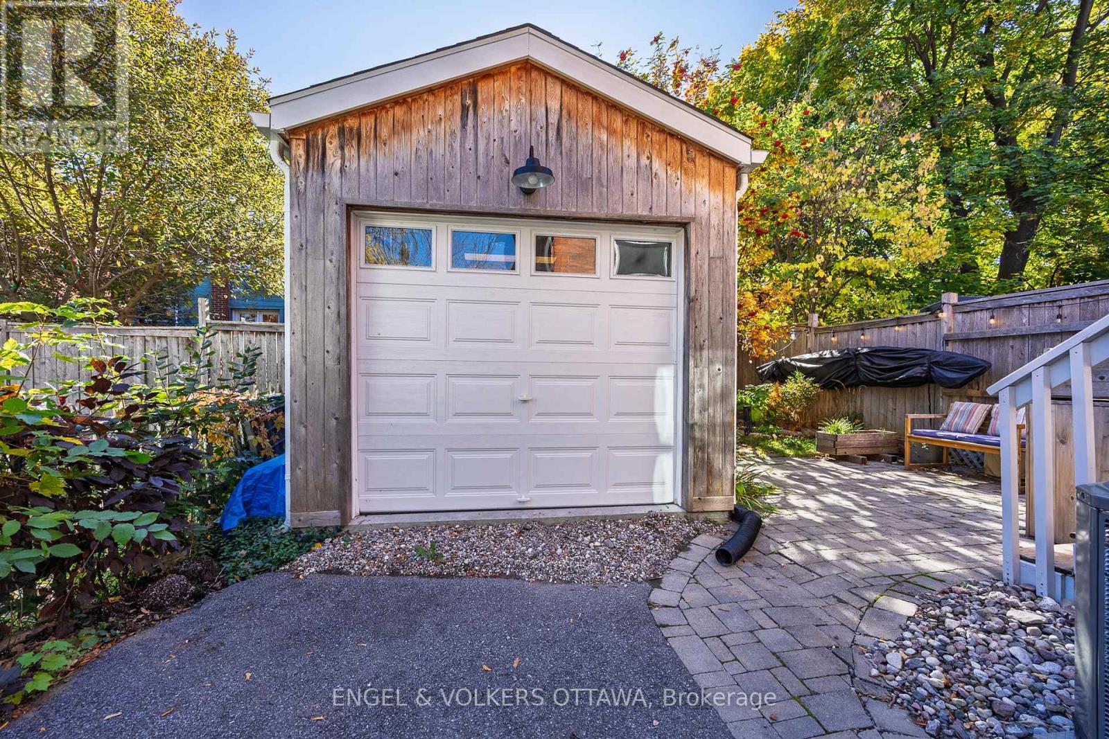 8 Foster Street, Ottawa, Ontario  K1Y 3J4 - Photo 35 - X12487700