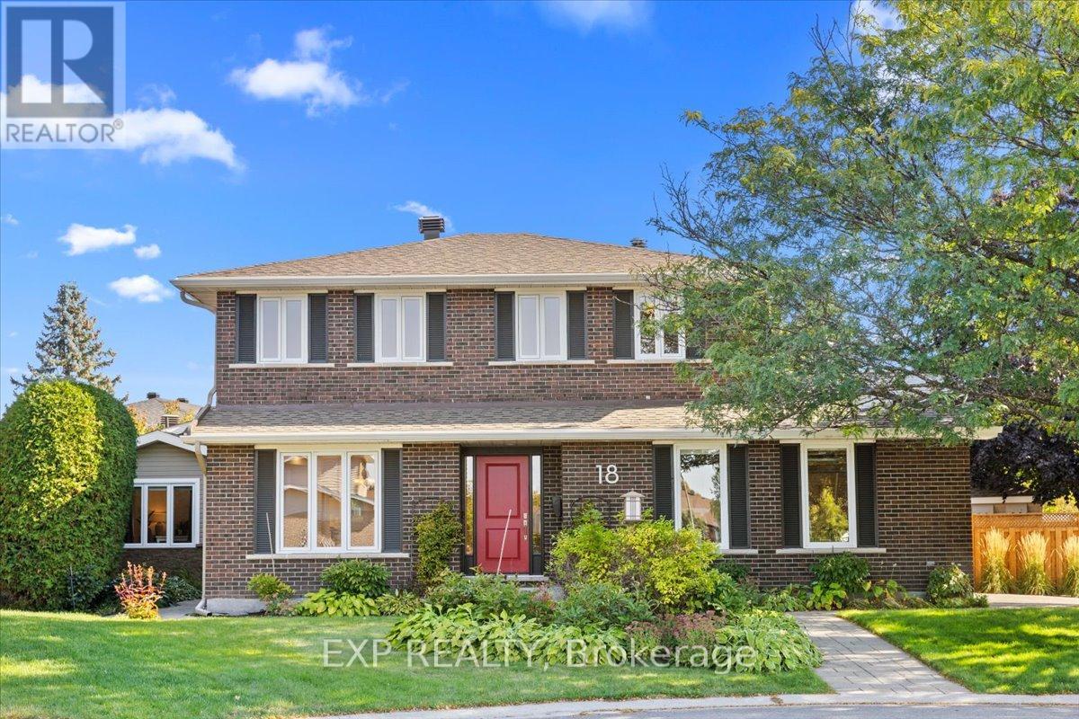 18 IVYLEA STREET, Ottawa, Ontario