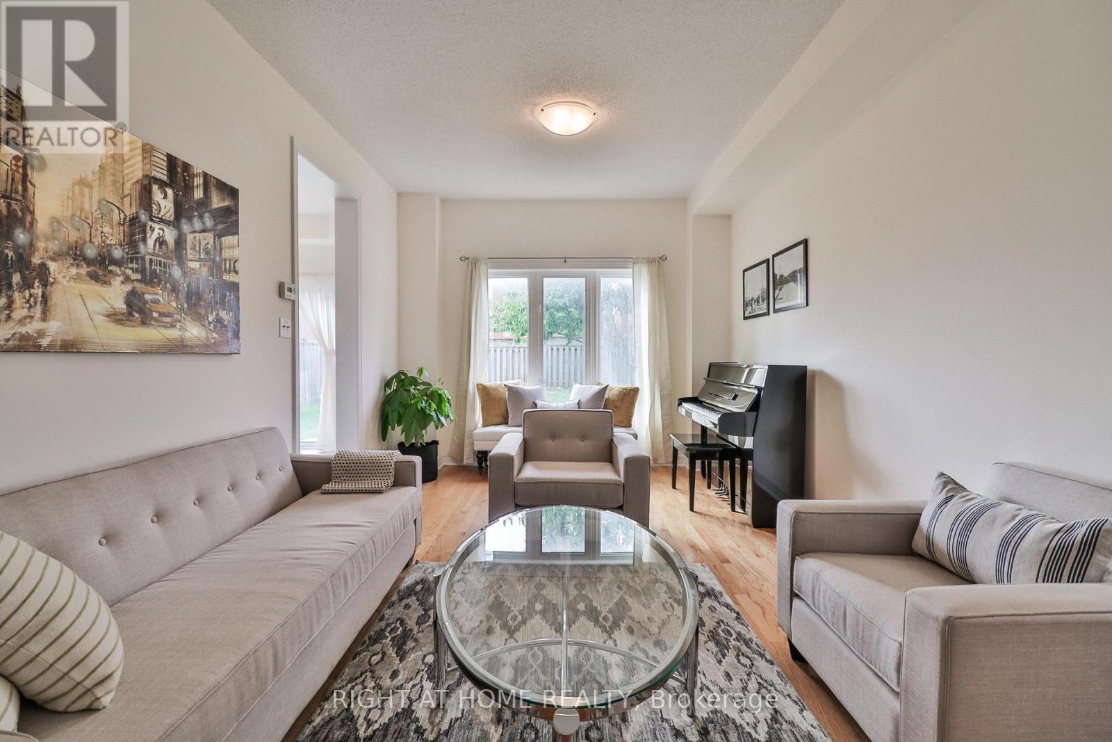 15 Avenida Street, Markham, Ontario  L3S 4J4 - Photo 12 - N12487670