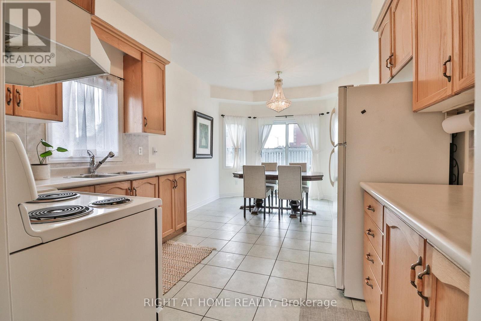 15 Avenida Street, Markham, Ontario  L3S 4J4 - Photo 19 - N12487670