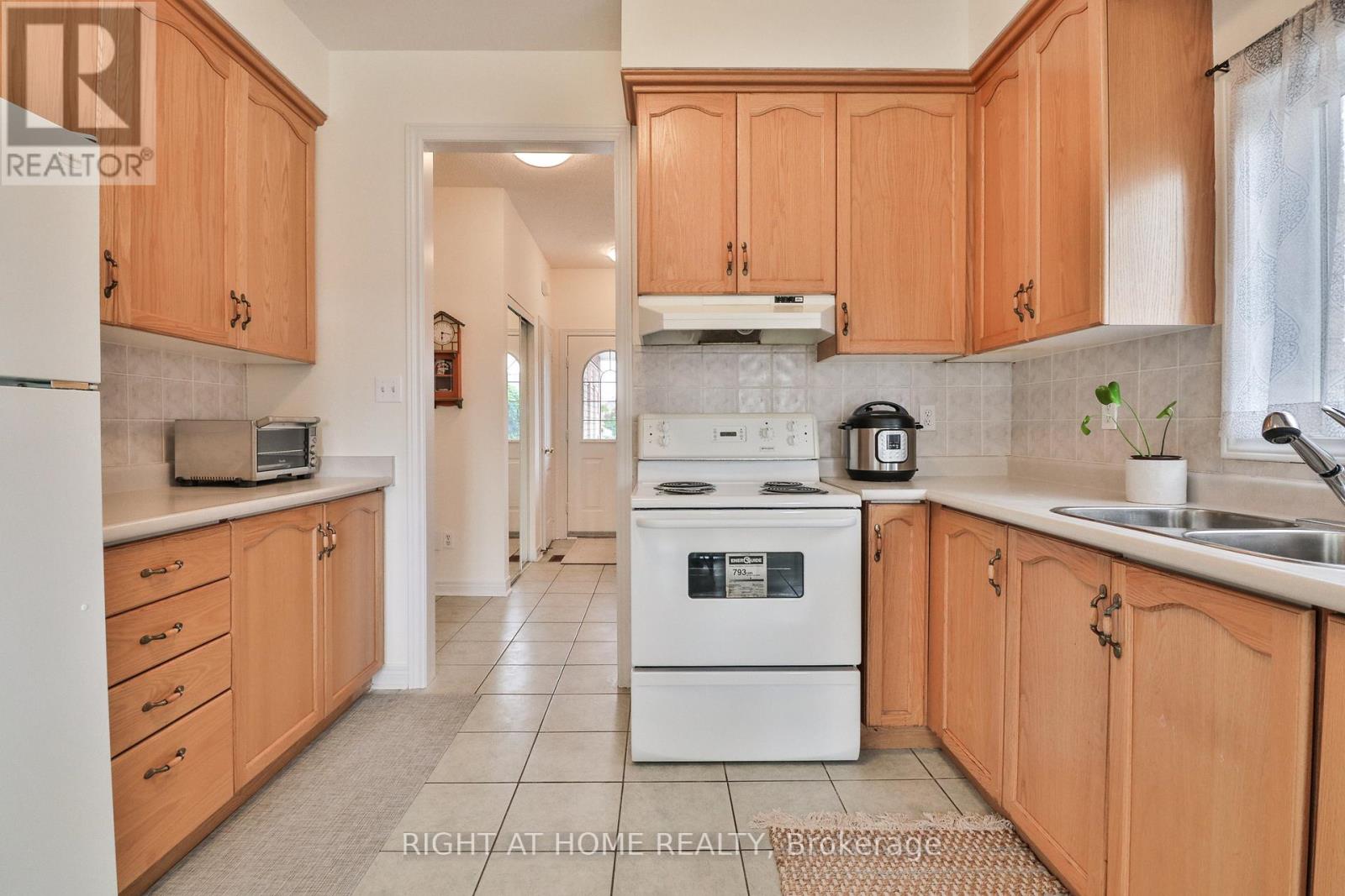 15 Avenida Street, Markham, Ontario  L3S 4J4 - Photo 20 - N12487670