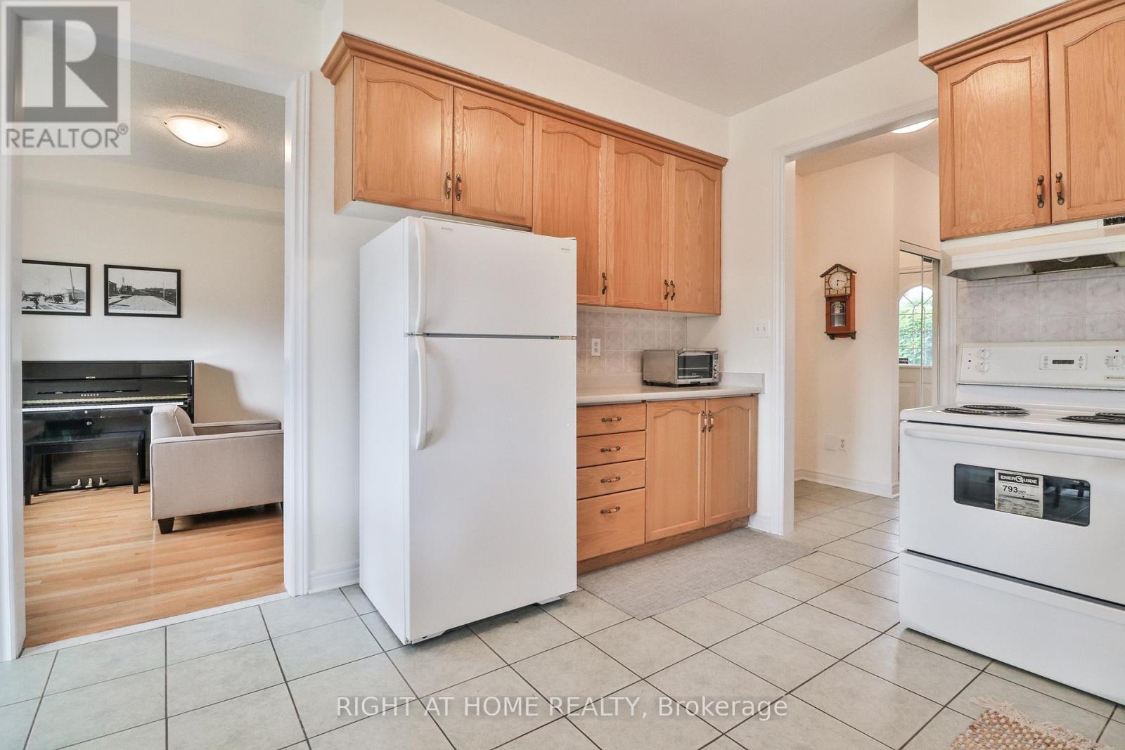 15 Avenida Street, Markham, Ontario  L3S 4J4 - Photo 22 - N12487670