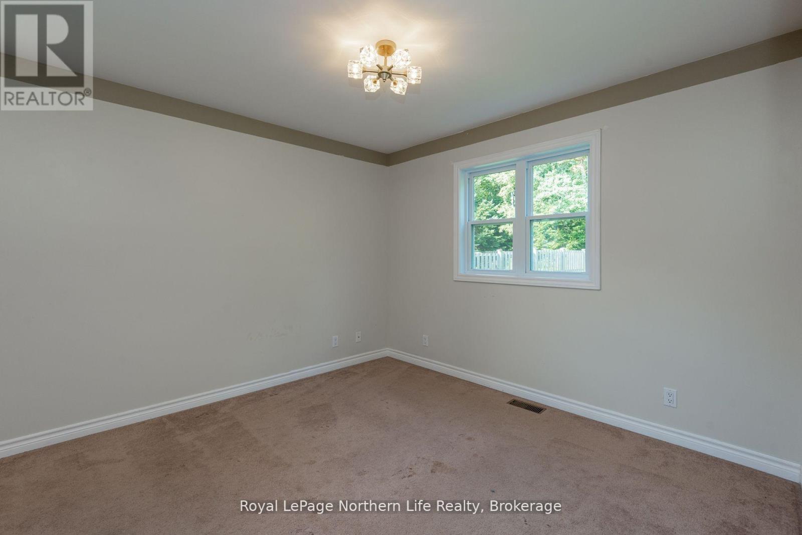 293 Osprey Crescent, Callander, Ontario  P0H 1H0 - Photo 16 - X12487734