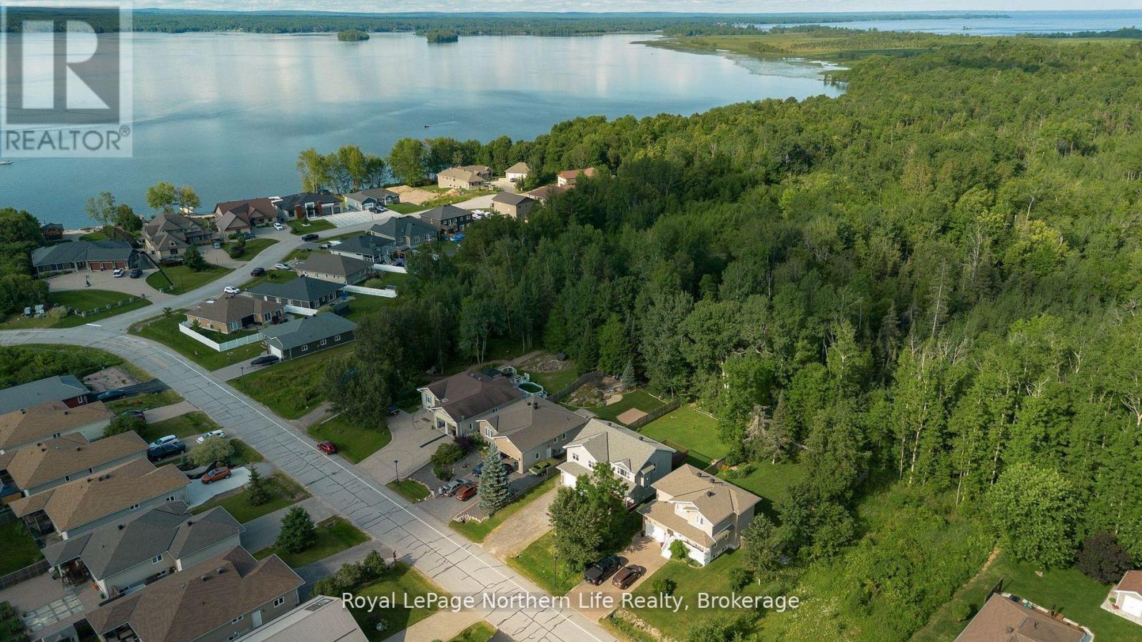 293 Osprey Crescent, Callander, Ontario  P0H 1H0 - Photo 4 - X12487734