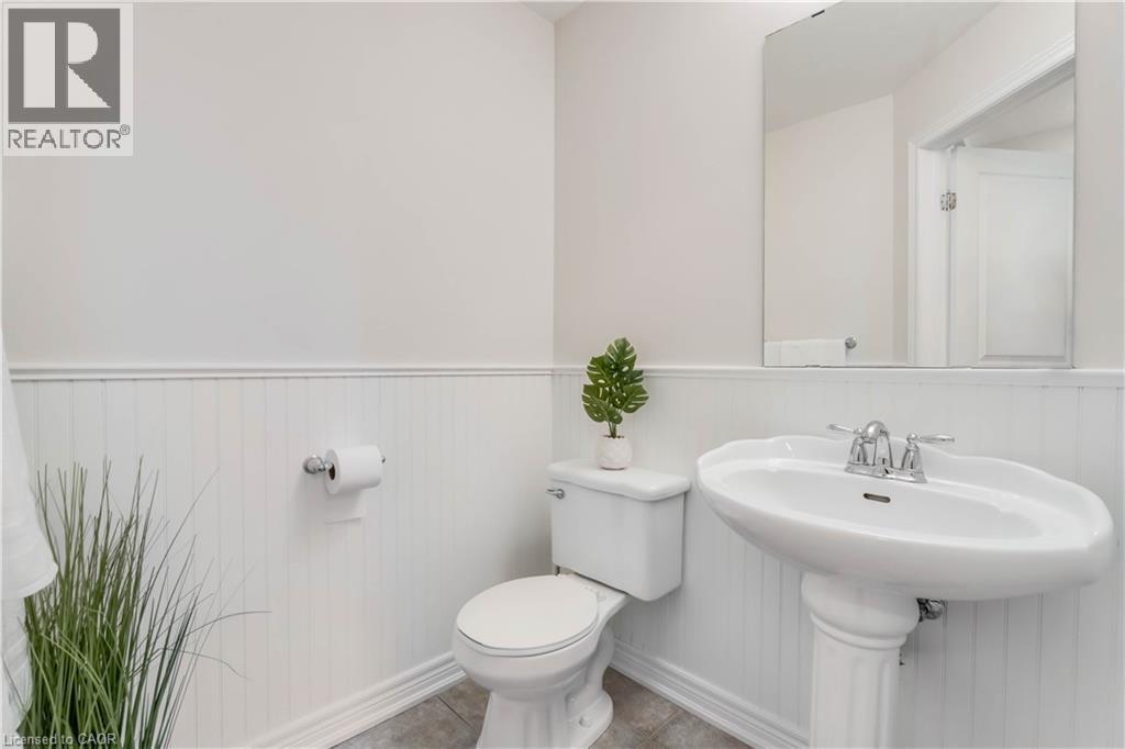 337 Beach Boulevard Unit# 25, Hamilton, Ontario  L8H 6W4 - Photo 11 - 40784061