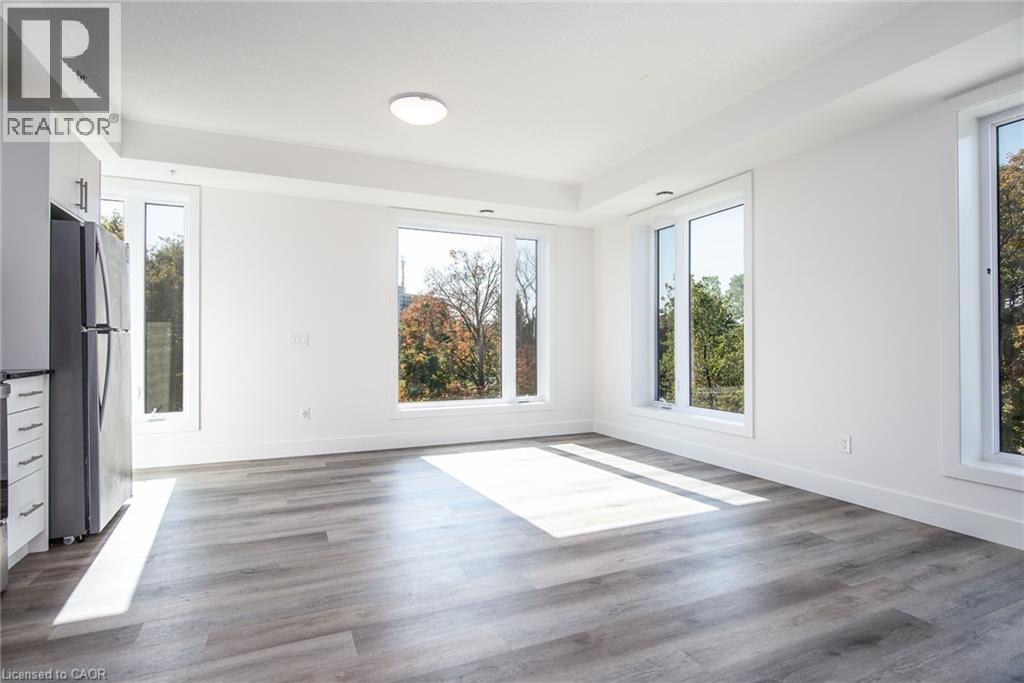 107 Roger Street Unit# 414, Waterloo, Ontario  N2J 0G3 - Photo 2 - 40782420