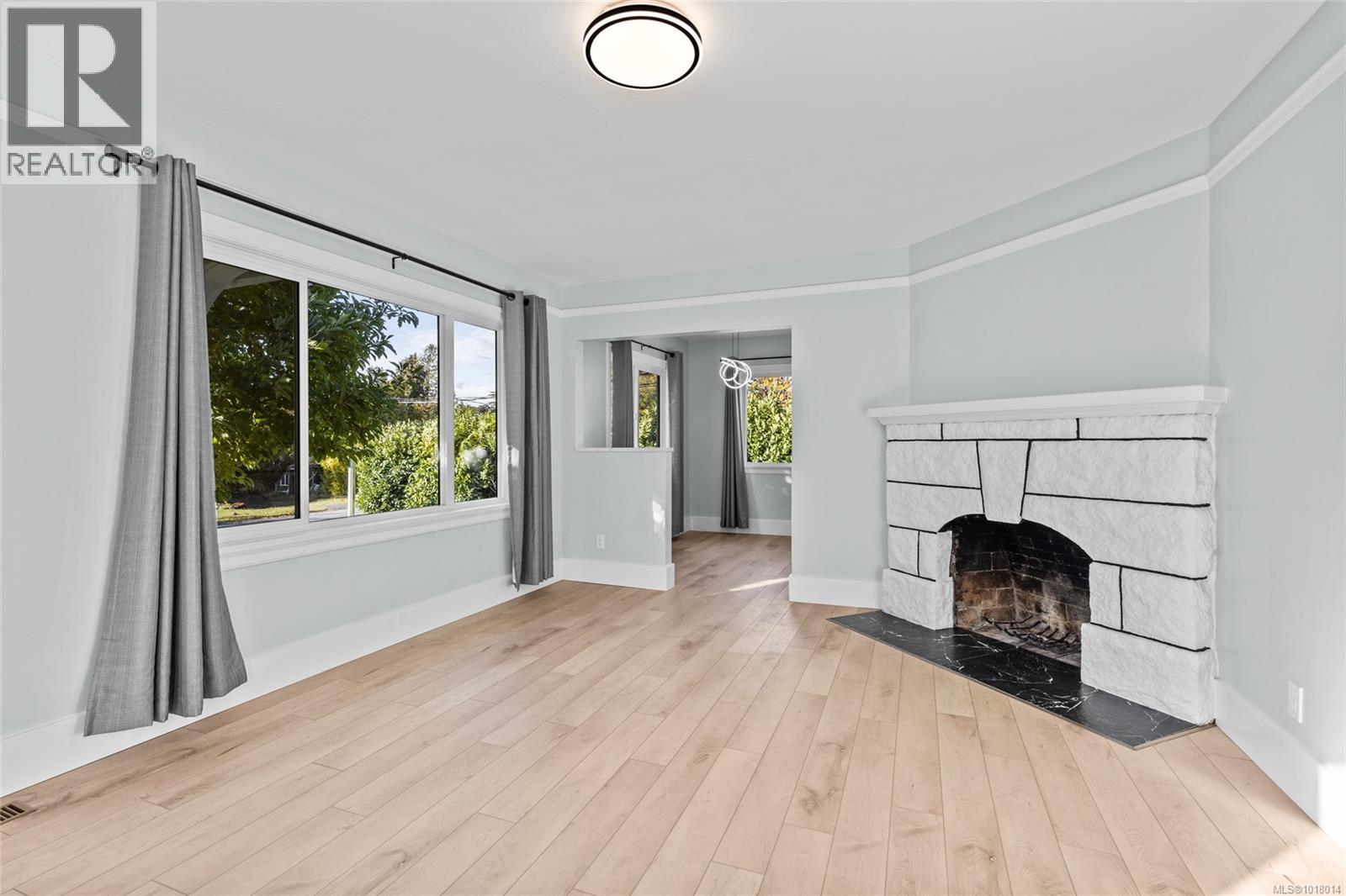 3337 Kingsley St, Saanich, British Columbia  V8P 4J8 - Photo 7 - 1018014