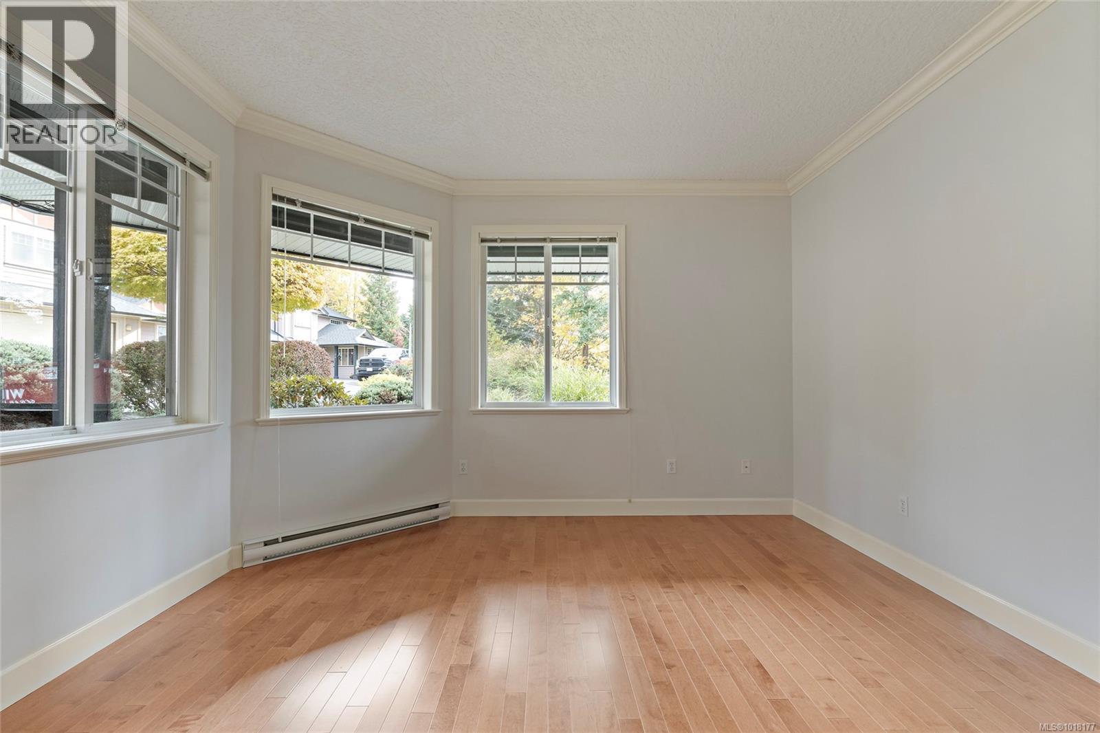 18 15 Helmcken Rd, View Royal, British Columbia  V8Z 5G5 - Photo 9 - 1018177