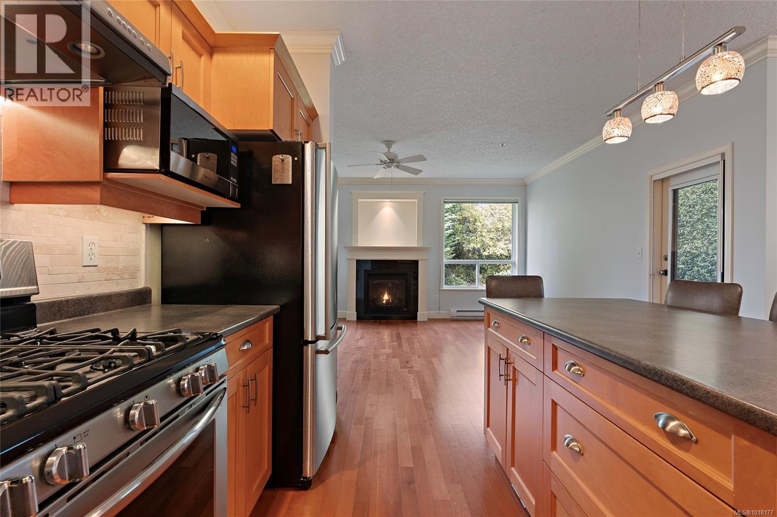 18 15 Helmcken Rd, View Royal, British Columbia  V8Z 5G5 - Photo 15 - 1018177