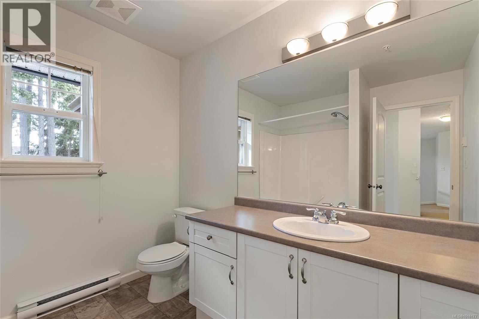 18 15 Helmcken Rd, View Royal, British Columbia  V8Z 5G5 - Photo 38 - 1018177