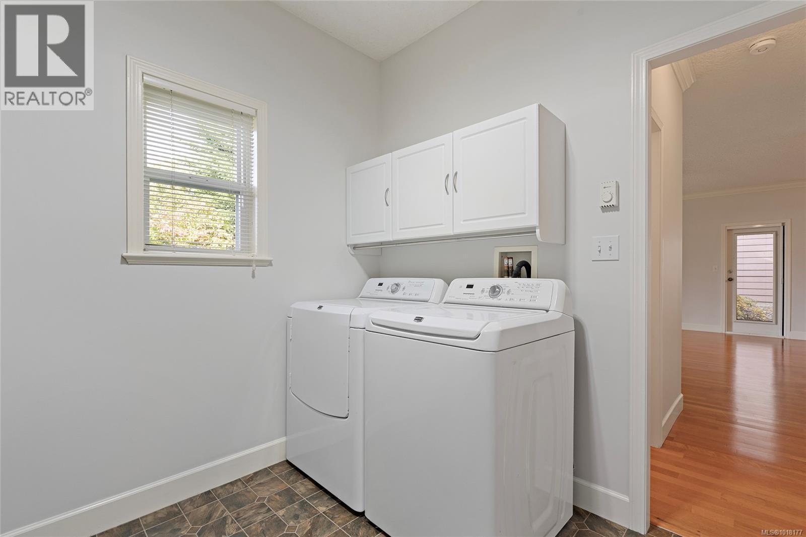 18 15 Helmcken Rd, View Royal, British Columbia  V8Z 5G5 - Photo 40 - 1018177