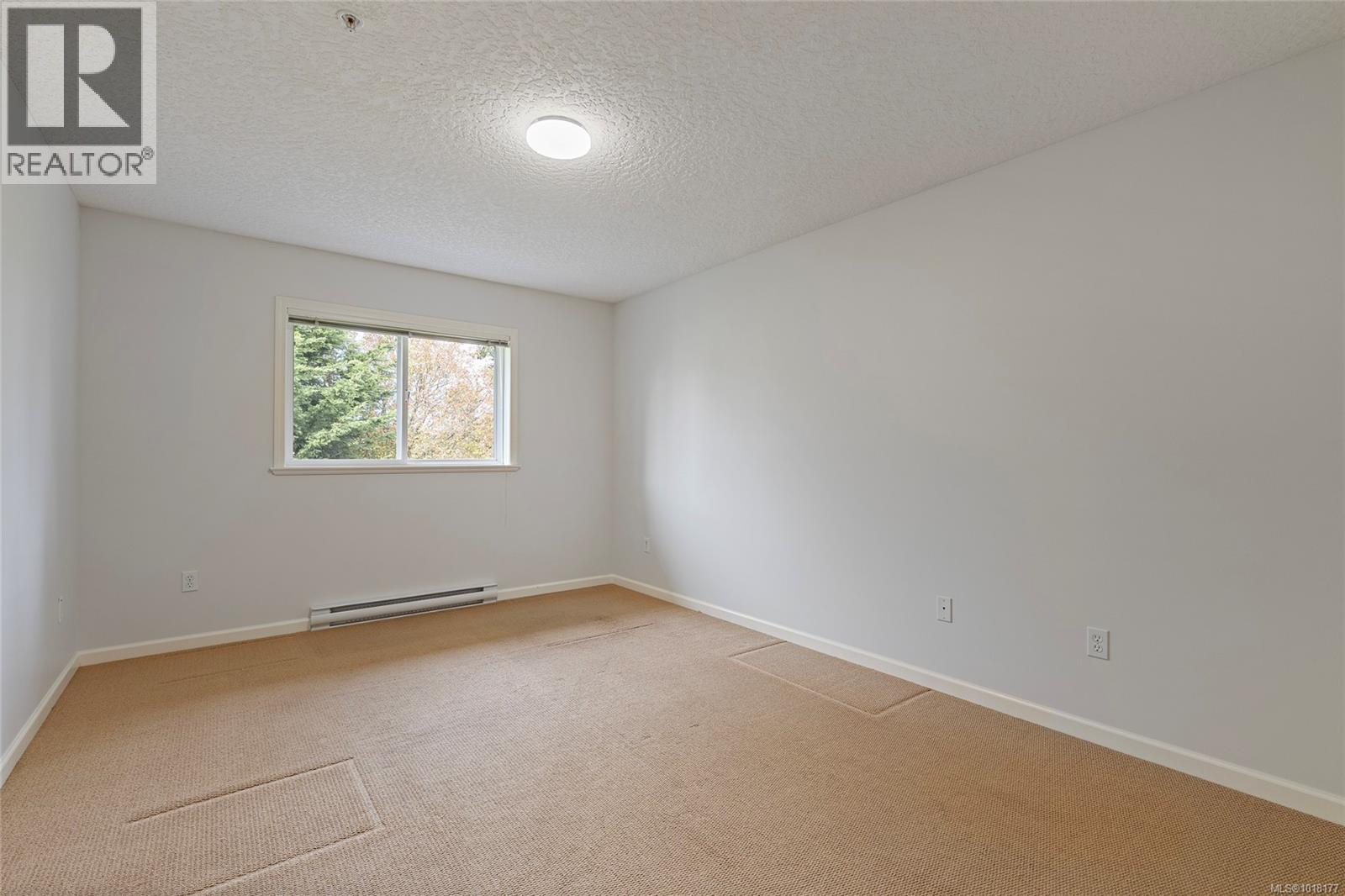 18 15 Helmcken Rd, View Royal, British Columbia  V8Z 5G5 - Photo 37 - 1018177