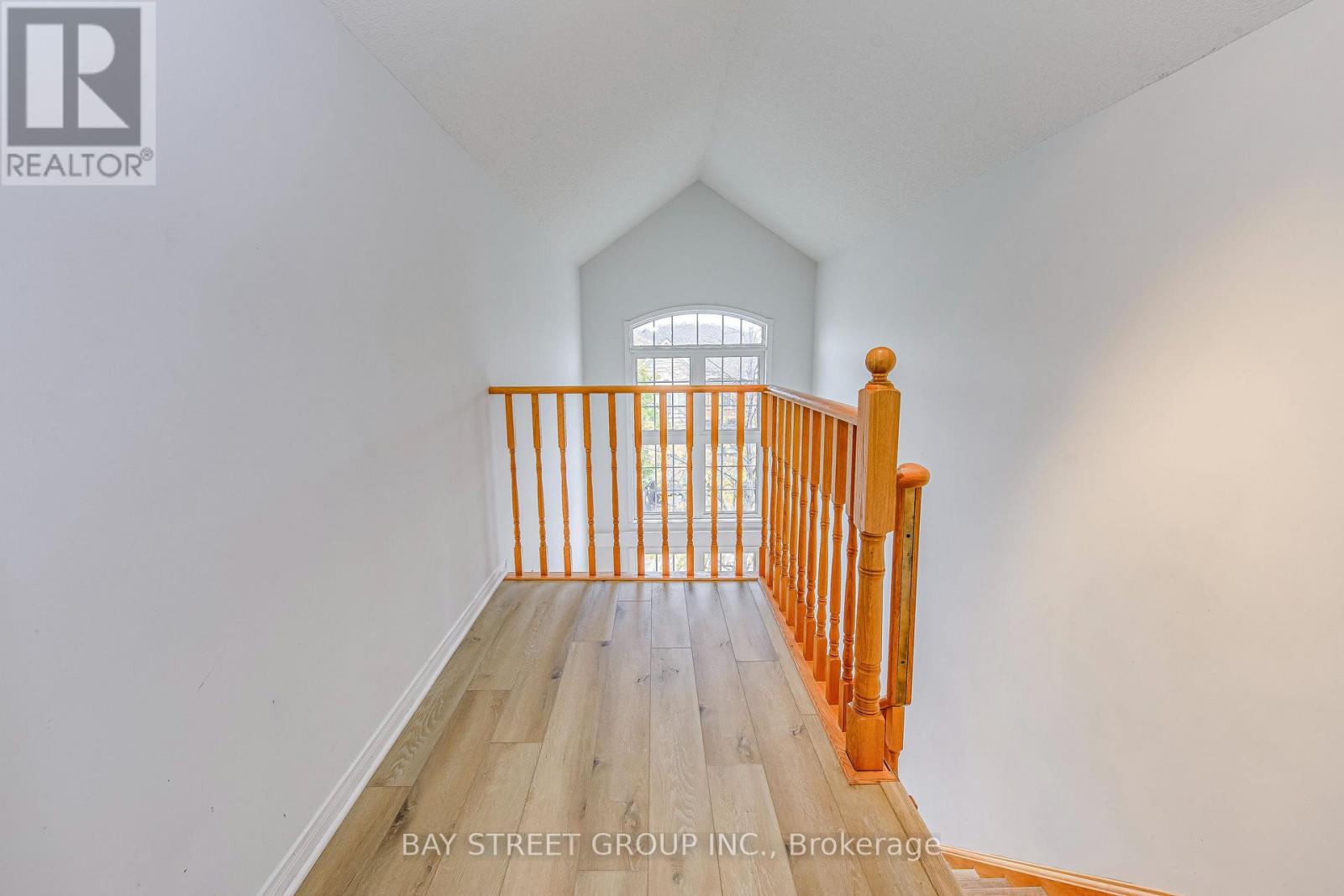 102 - 5260 Mcfarren Boulevard, Mississauga, Ontario  L5M 7J3 - Photo 32 - W12487625